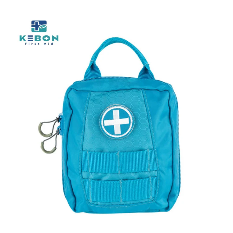 Kit de primeros auxilios de perros adjuntos